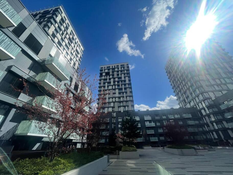 Centrum Park Studio Прага Екстериор снимка